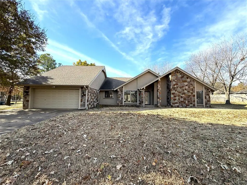 5305 Bonney Drive, Edmond, OK 73034 - Image #1