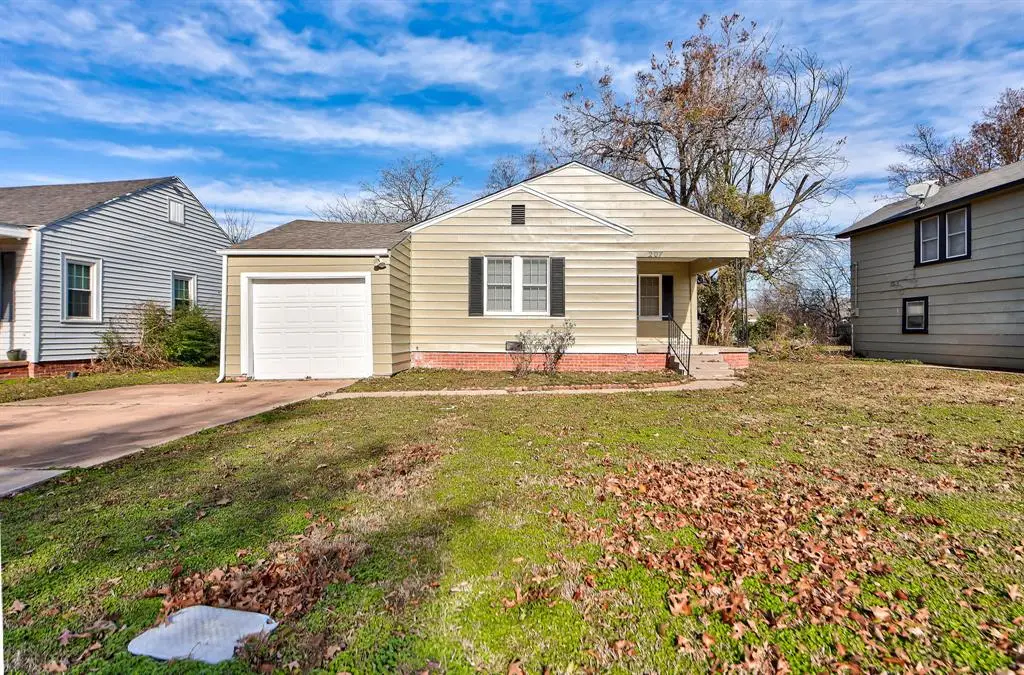 207 W Ercoupe Drive, Oklahoma City, OK 73110 - Image #1