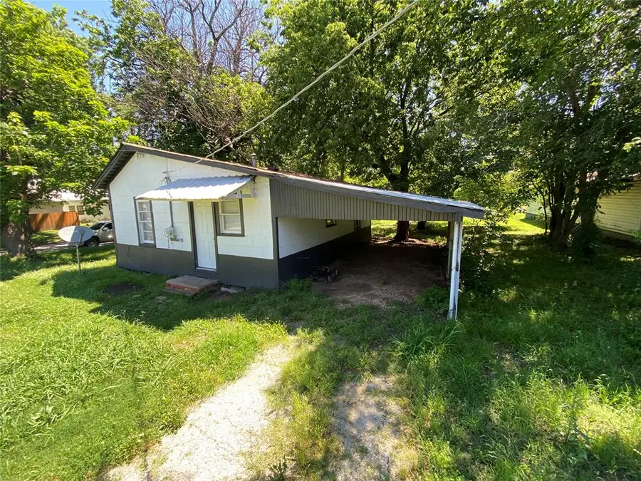 611 W Cherry Street, Okemah, OK 74859 - Image #3