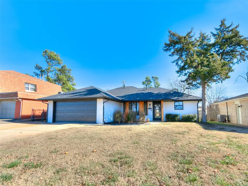 106 Briarwood Street, Moore, OK 73160 - Image #1