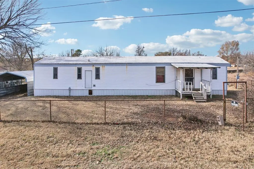 303 S 1st Street, Rush Springs, OK 73082 - Image #1