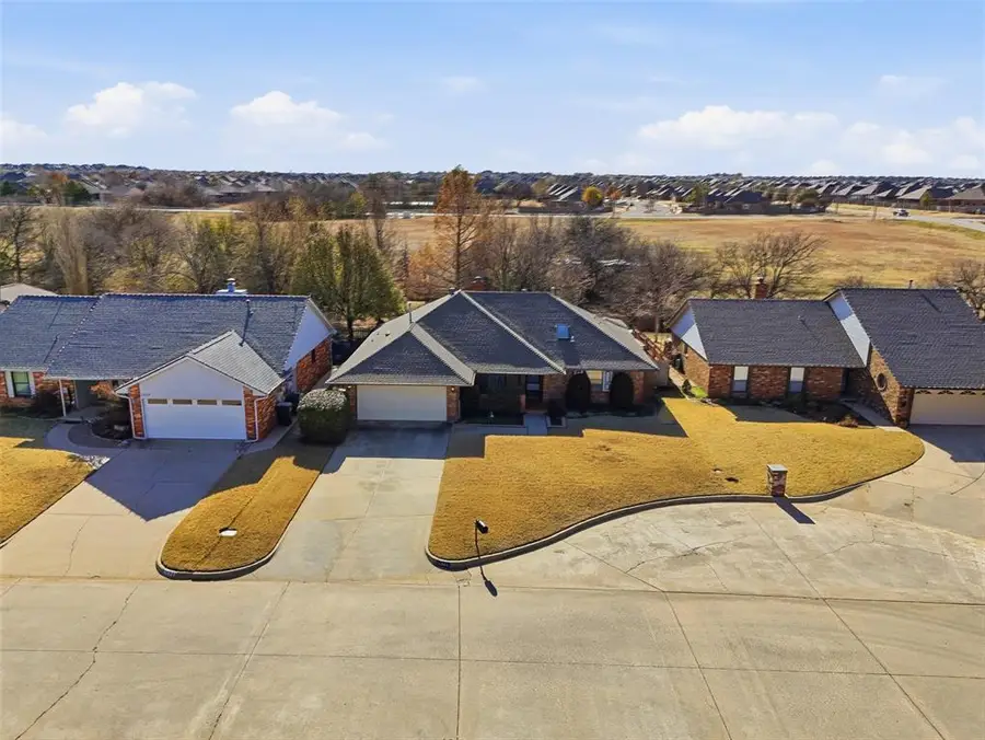 11228 NW 109th Street, Yukon, OK 73099 - Image #3