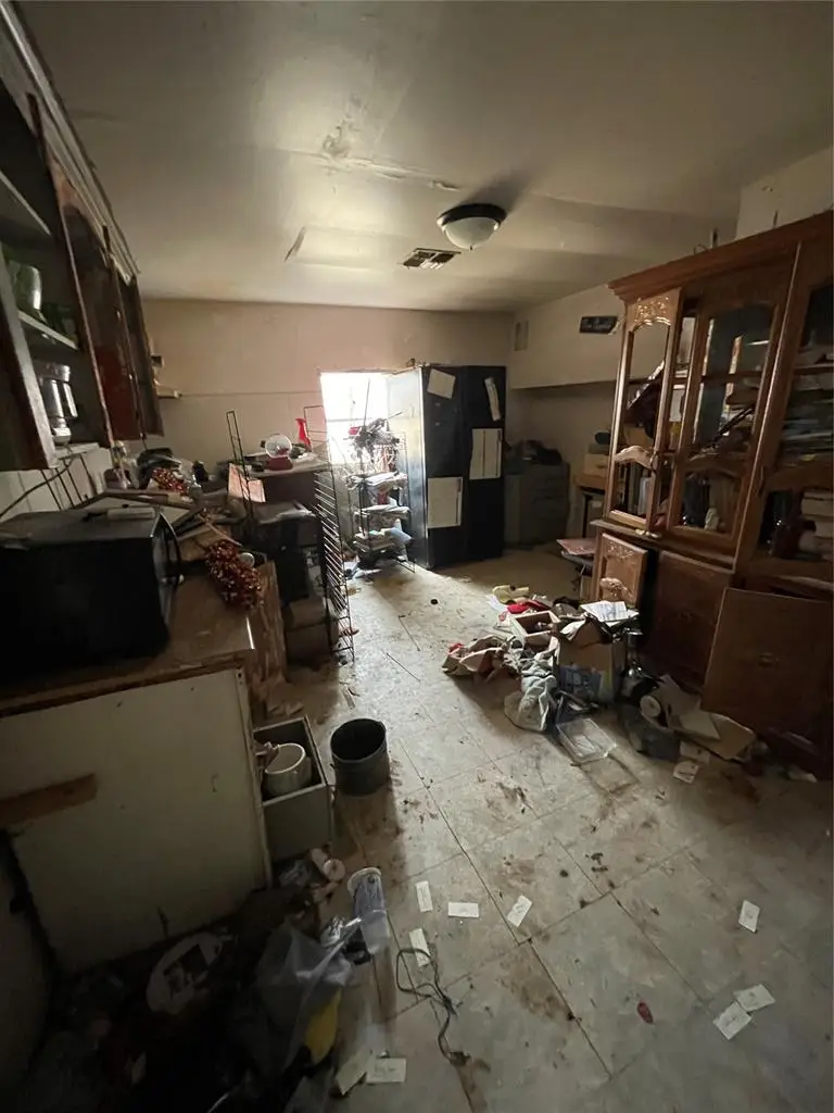 209 N Arapahoe Avenue, Geary, OK 73040 - Image #3