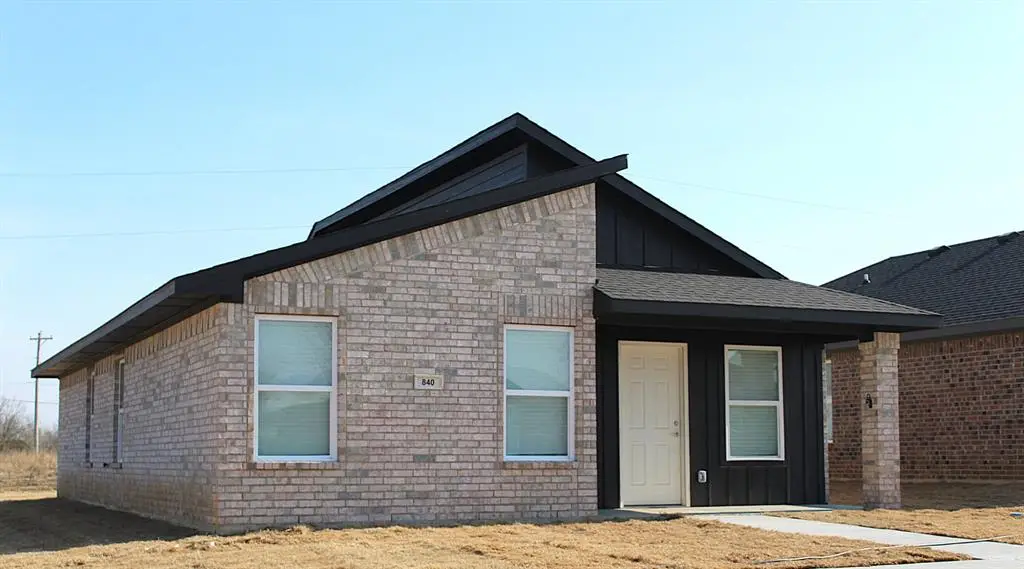 840 Elm Street, Seminole, OK 74868 - Image #1