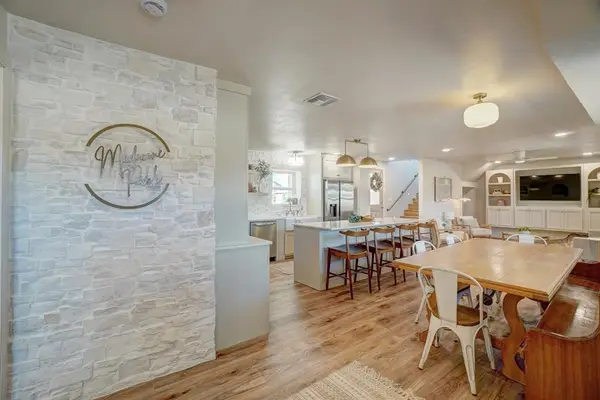 58 E Lake Drive, Medicine Park, OK 73557