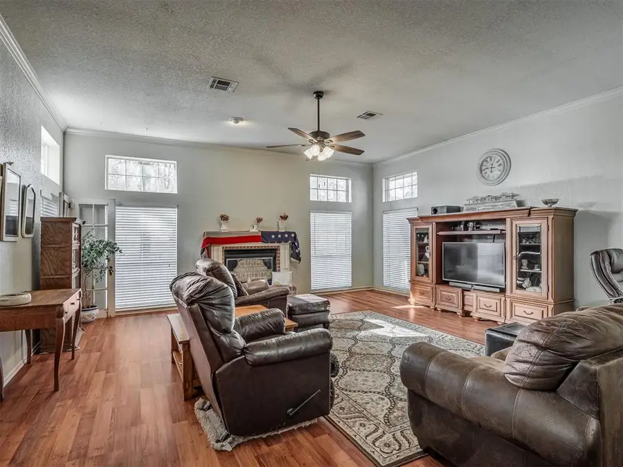 904 Marston Drive, Edmond, OK 73034 - Image #2