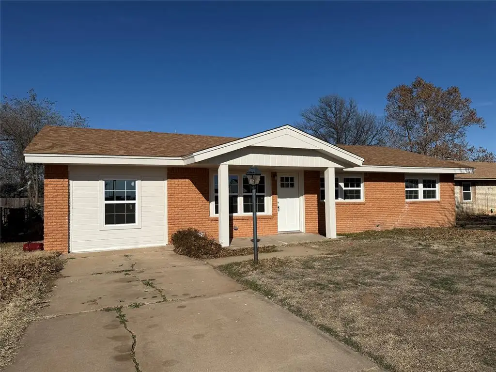 1115 Asalee Street, Altus, OK 73521 - Image #1