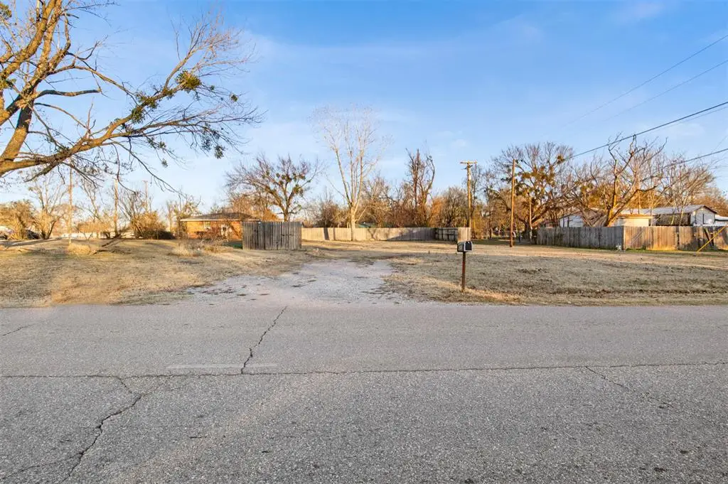 311 S 12th Street, Tecumseh, OK 74873 - Image #1
