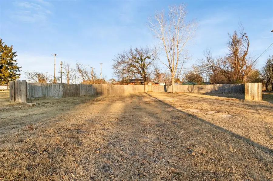 311 S 12th Street, Tecumseh, OK 74873 - Image #3