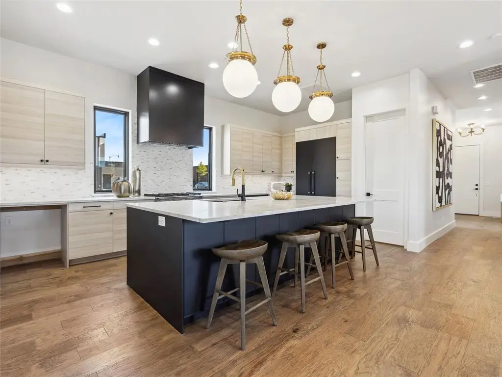 834 NW 72nd Street, Oklahoma City, OK 73116 - Image #1