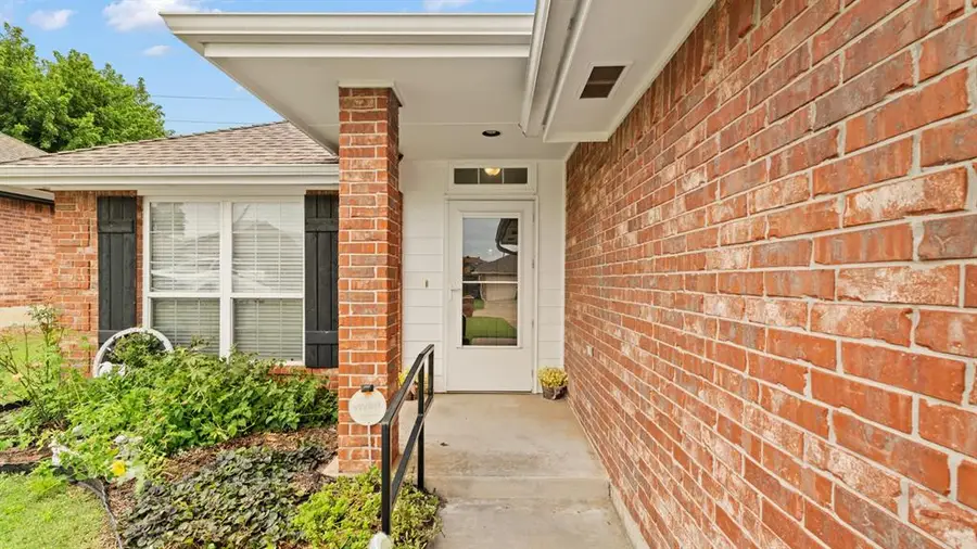 14374 Timberdale Drive, Choctaw, OK 73020 - Image #2