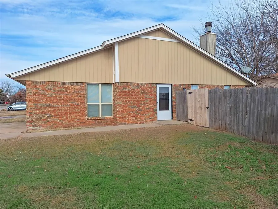 100 Hudson Place, Oklahoma City, OK 73110 - Image #2