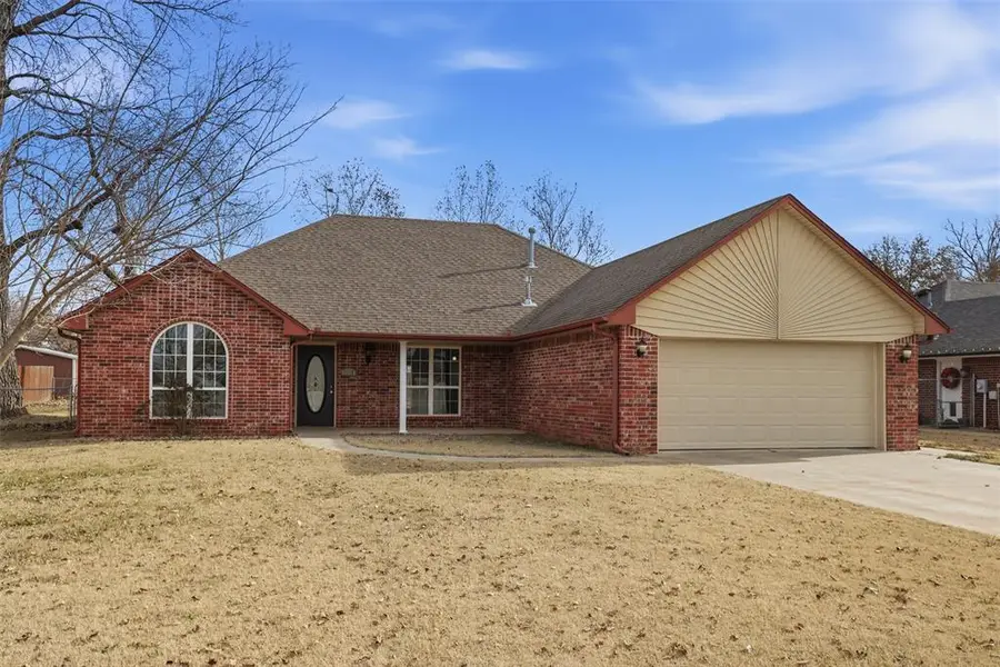 1115 N 3rd Avenue, Stroud, OK 74079 - Image #2