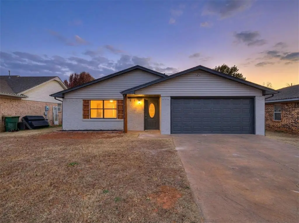 31 Hillcrest Drive, Chickasha, OK 73018 - Image #1