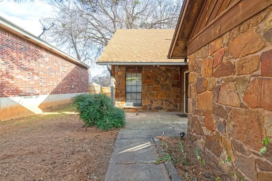 716 Rockridge Circle, Edmond, OK 73034 - Image #3