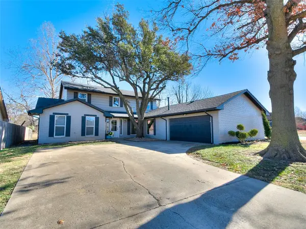 11804 Somerville Drive, Yukon, OK 73099