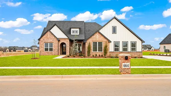 664 Paris Avenue, Piedmont, OK 73078