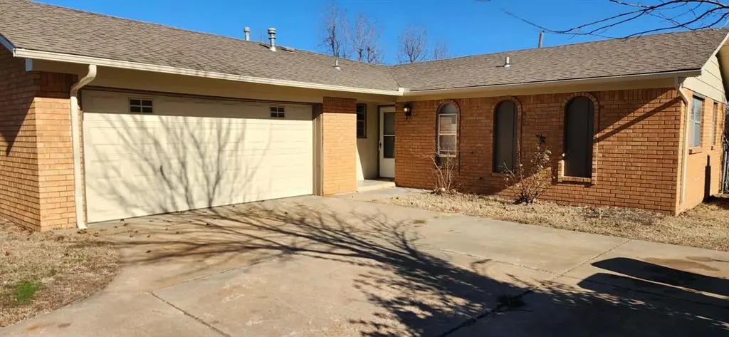 4745 Spiva Drive, Del City, OK 73115 - Image #1