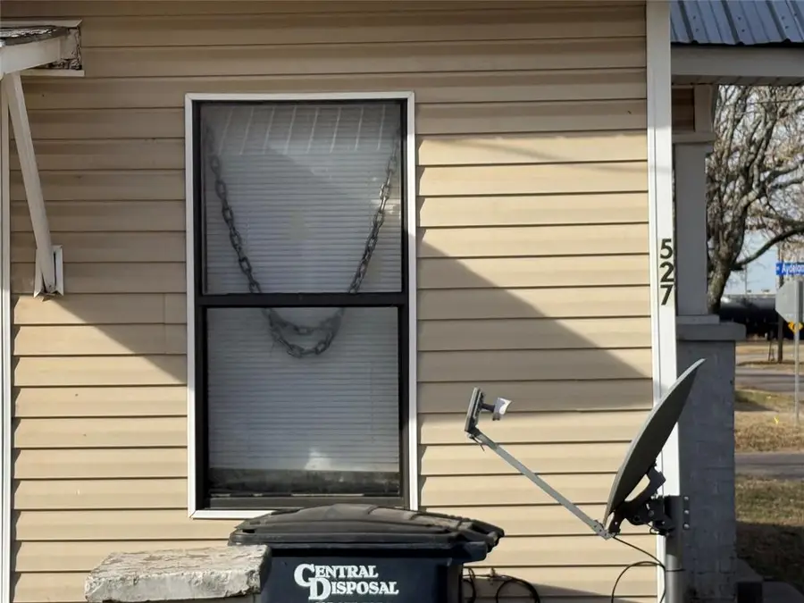 527 W 10th Street #527/529, Shawnee, OK 74801 - #2