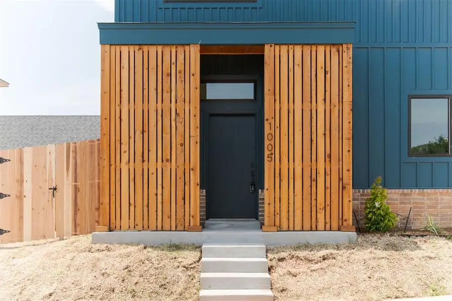 1005 N Kelham Avenue, Oklahoma City, OK 73117 - #3