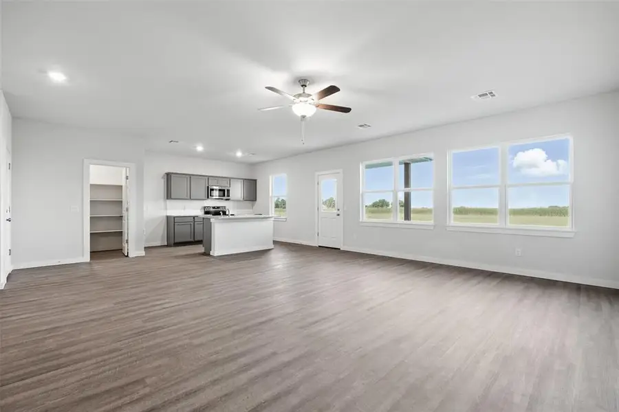 1010 Prairie Drive, Tuttle, OK 73089 - #2