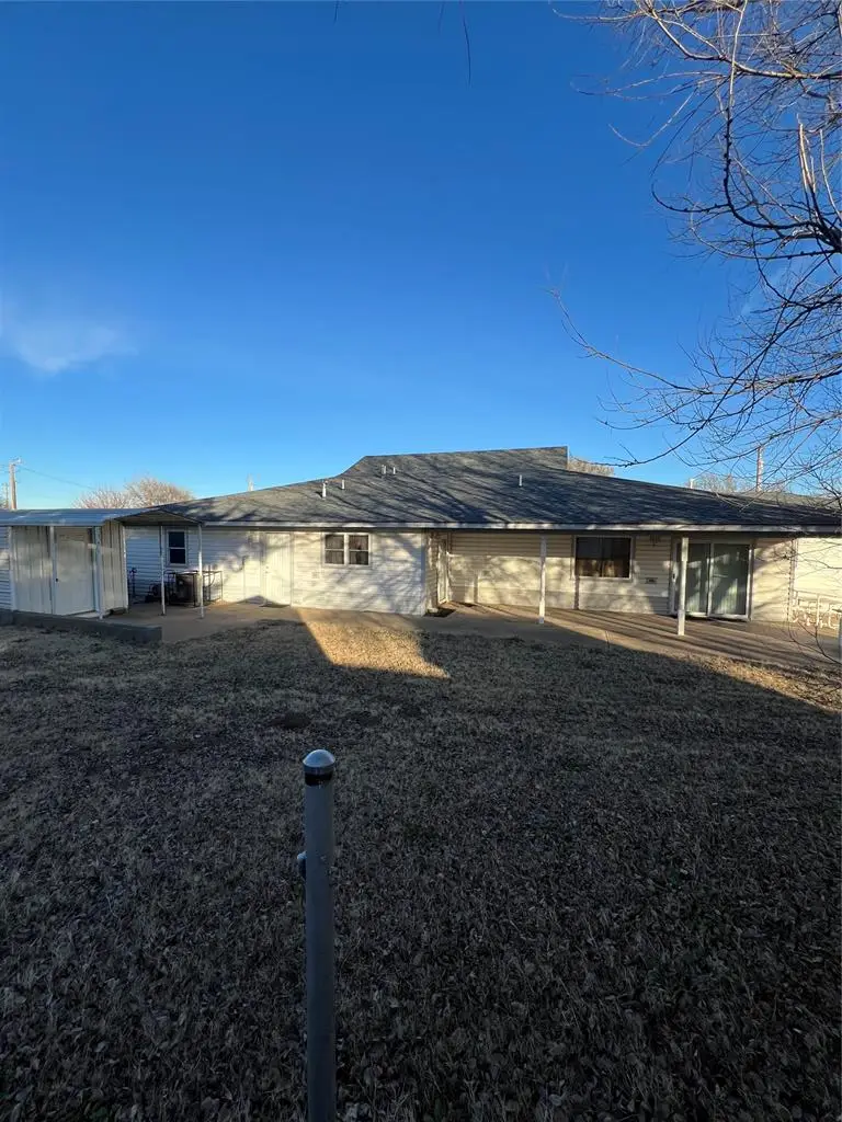 602 Sheridan Avenue, Fort Supply, OK 73841 - Image #2