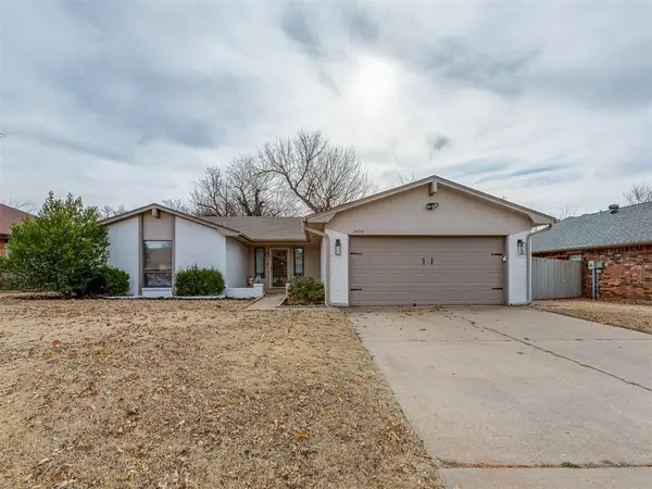 2408 Appleway Street, Edmond, OK 73013