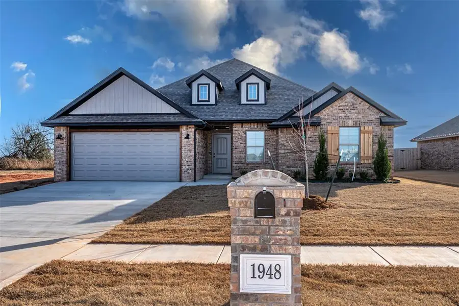 1948 W Crossbow Way, Mustang, OK 73064 - Image #2