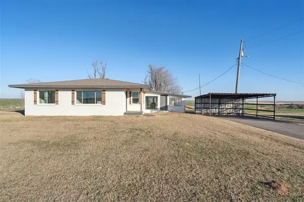 24120 NW Darlington Road, Calumet, OK 73014