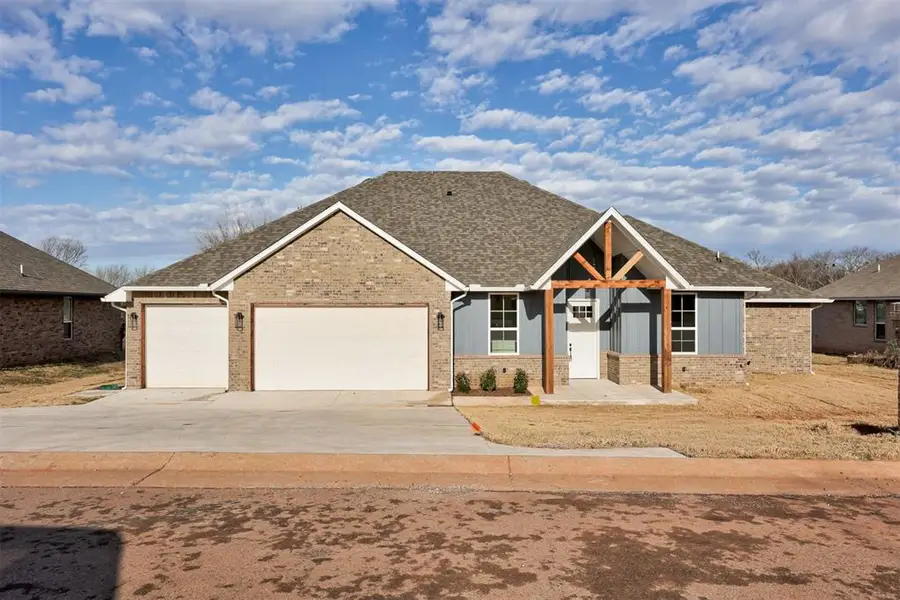 203 Casey Lane, Washington, OK 73093 - Image #2