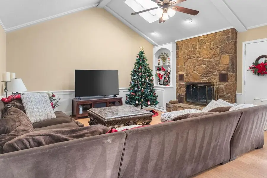 2216 E 37th Street, Edmond, OK 73013 - Image #2