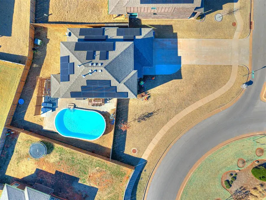 14017 Babbling Brook Drive, Piedmont, OK 73078 - Image #2