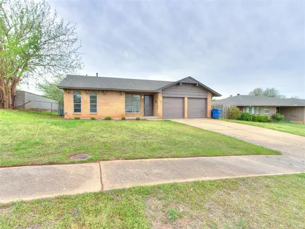 108 S 9th Street Circle, Chickasha, OK 73018