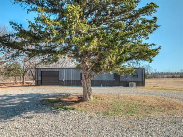 407 Burntwood Dr, Tuttle, OK 73089