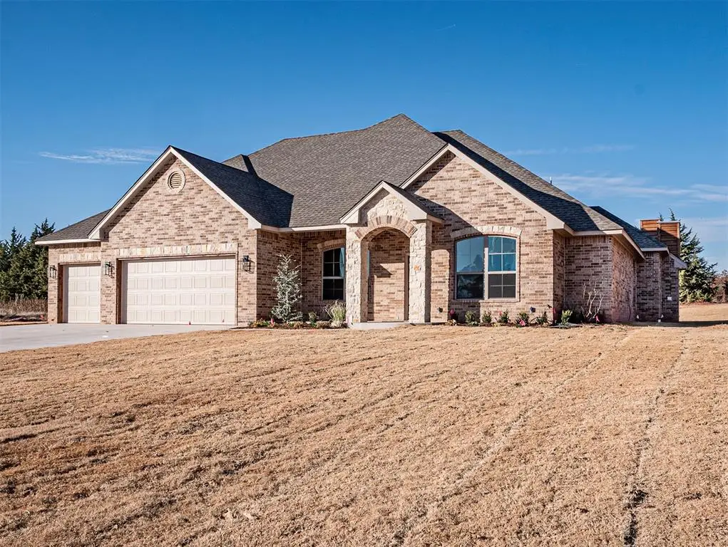 8060 Longbow, Guthrie, OK 73044 - Image #1