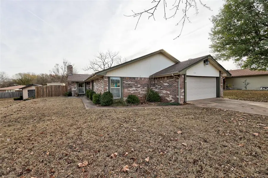 1222 W Churchill Boulevard, Purcell, OK 73080 - #3