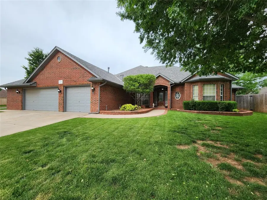 11301 Brockton Place, Oklahoma City, OK 73162 - Image #2