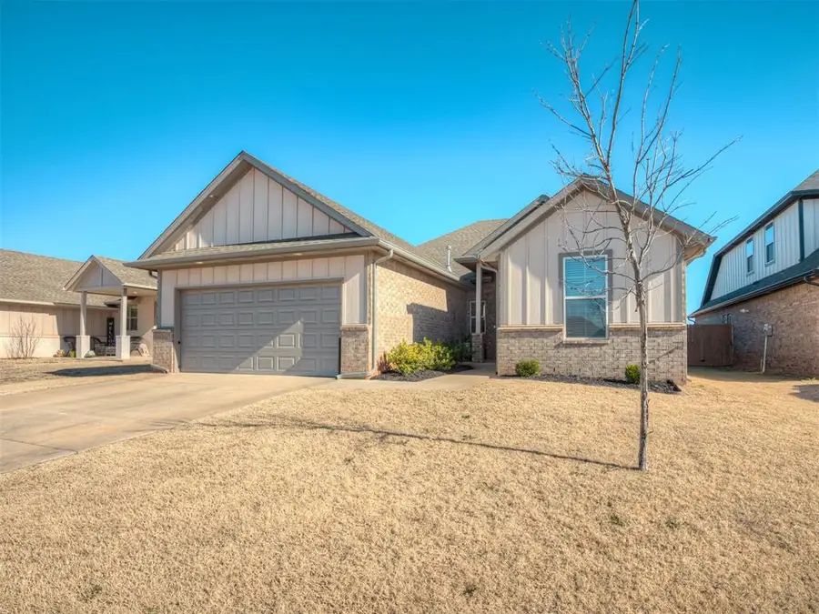 17608 Macarthur Park Road, Edmond, OK 73012 - Image #2