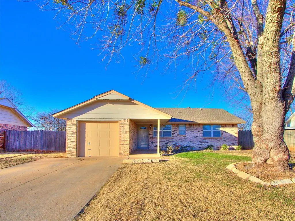 1621 NE 6th Terrace, Moore, OK 73160 - Image #1