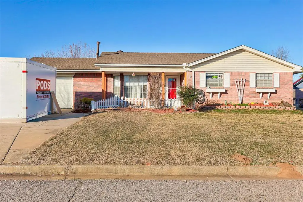 10 Red Oak Road, Shawnee, OK 74804 - Image #1