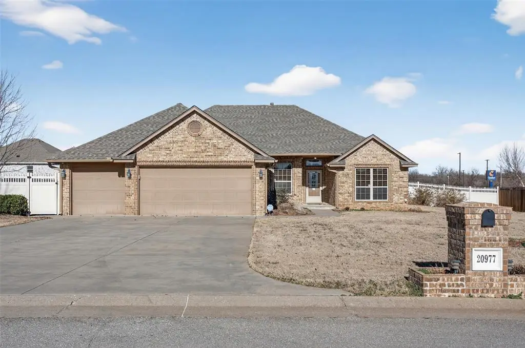 20977 Fall Creek Drive, Harrah, OK 73045 - Image #1