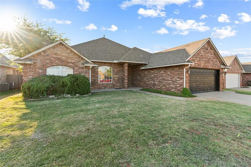 13921 Korbyn Drive, Yukon, OK 73099 - Image #1