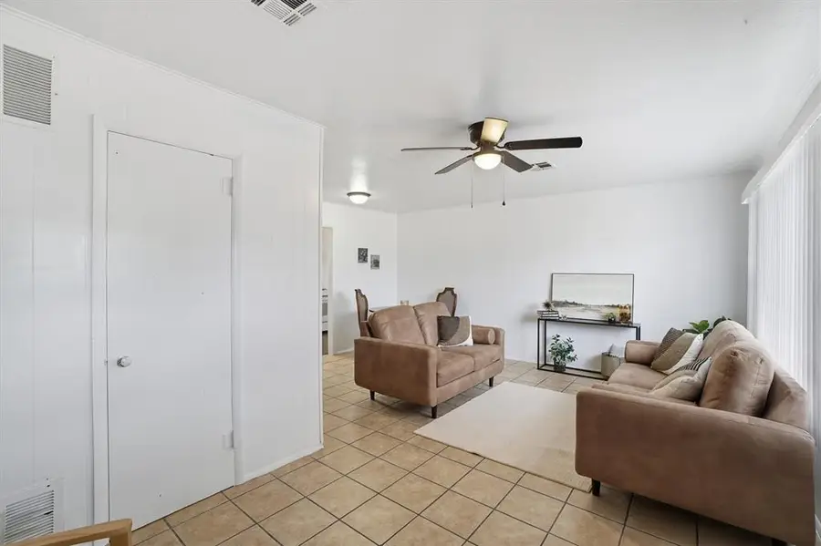 1016 E Pecan Street, Altus, OK 73521 - Image #3