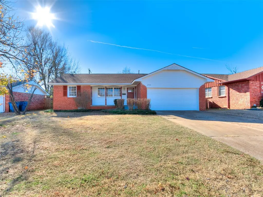 2720 Northampton Place, The Village, OK 73120 - Image #1