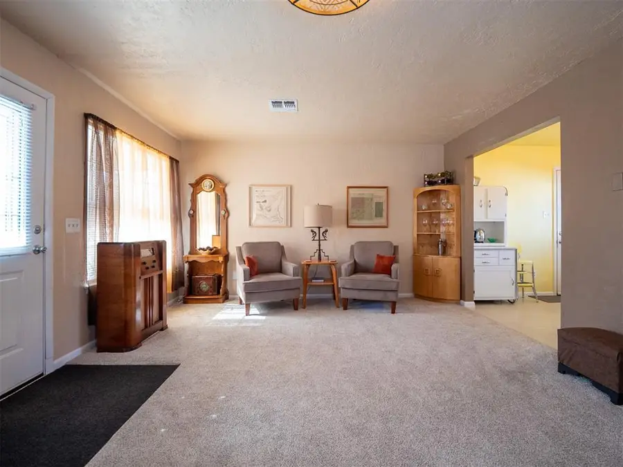 23 Ridgecrest Drive, Chickasha, OK 73018 - Image #3