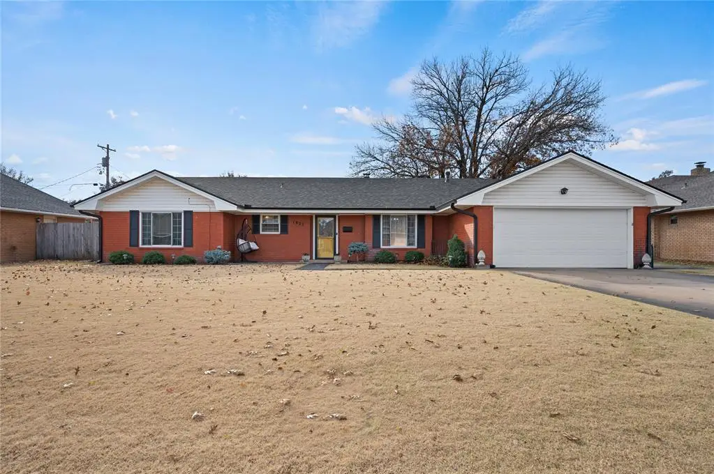 1925 Live Oak Street, Enid, OK 73703 - #1