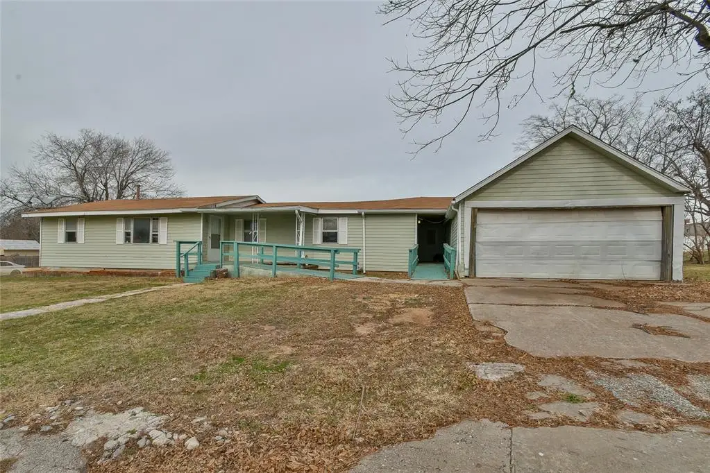 418 W Penn Street, El Reno, OK 73036 - Image #1