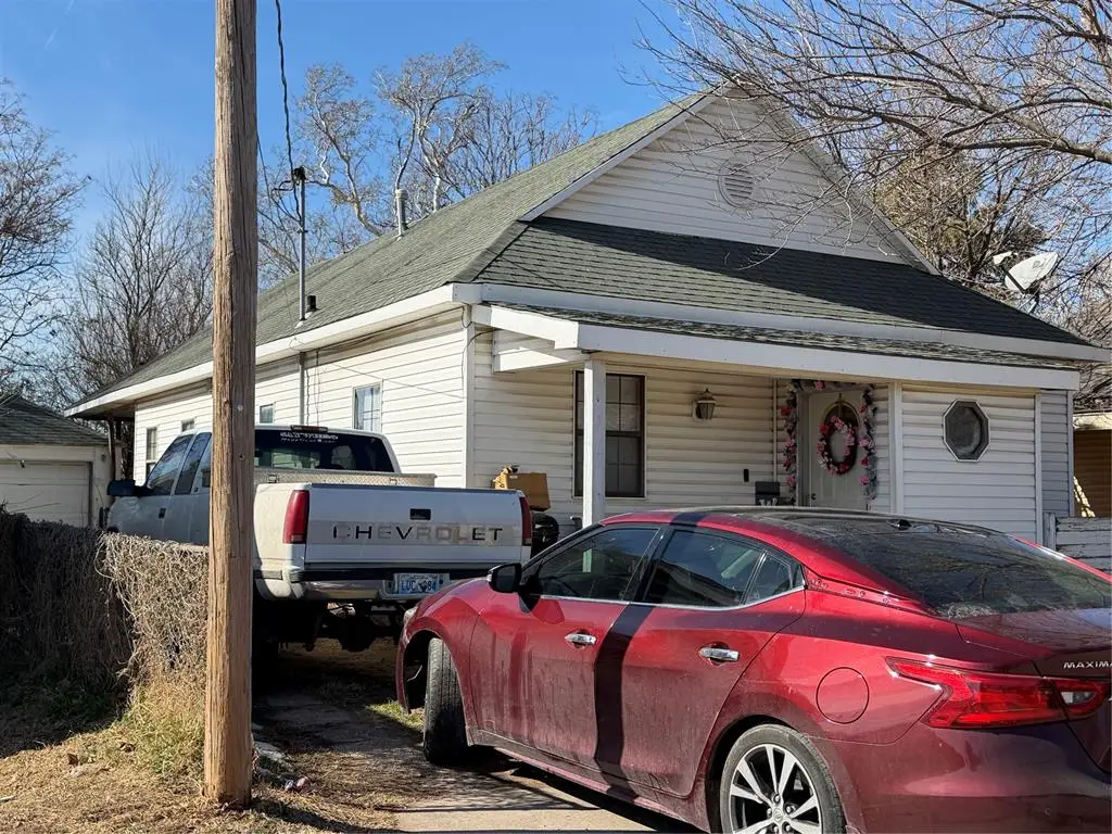 220 N Aydelotte Avenue, Shawnee, OK 74801 - #1