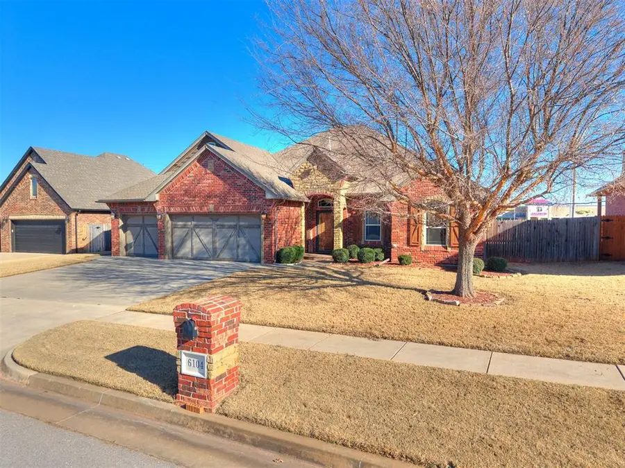 6104 Bentley Drive, Oklahoma City, OK 73169 - Image #2