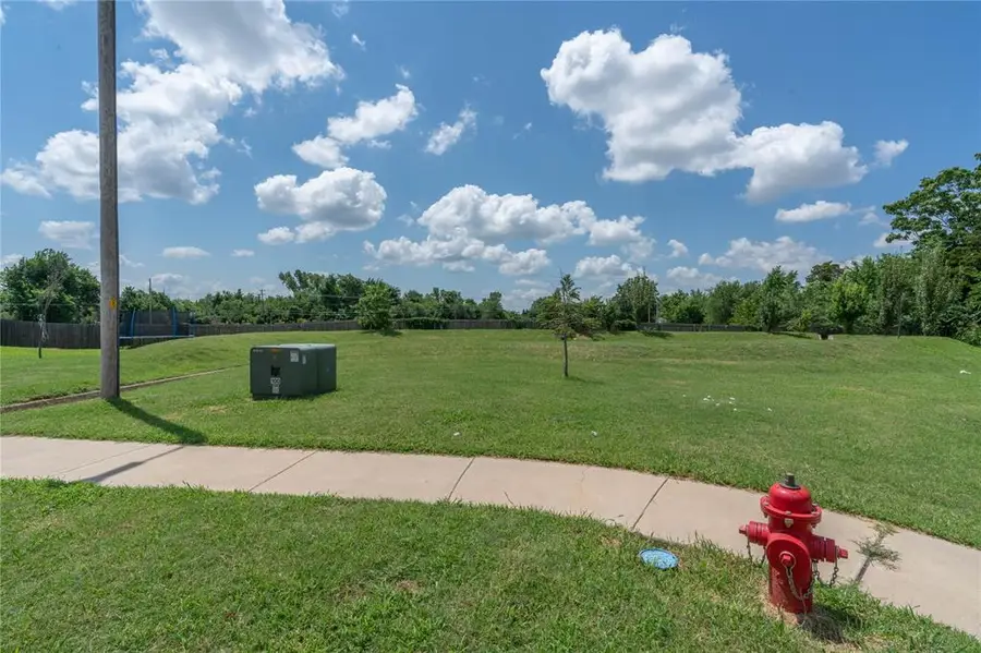 121 Saint Charles Way, Oklahoma City, OK 73130 - Image #3